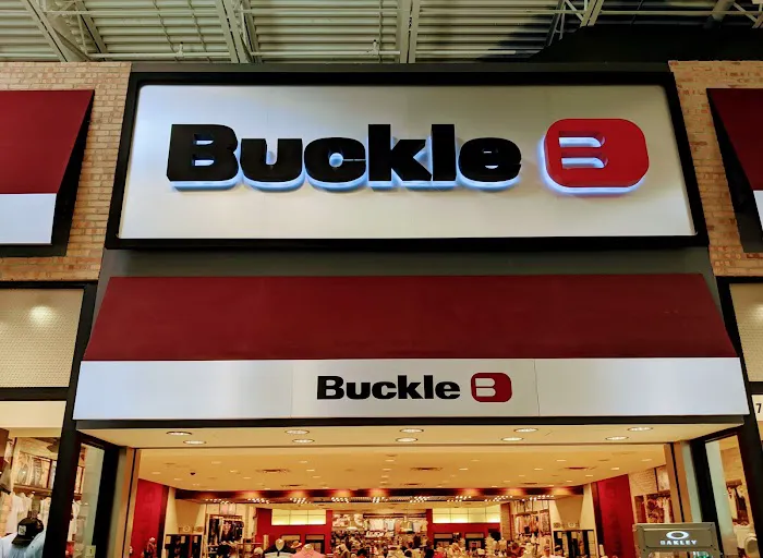 Buckle 8
