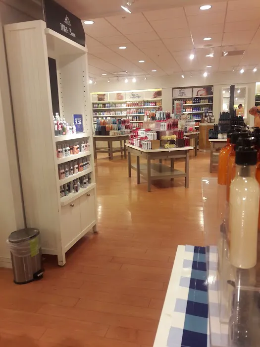 Bath & Body Works 0