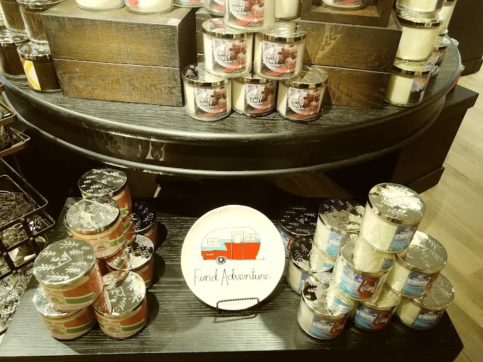 Bath & Body Works 1