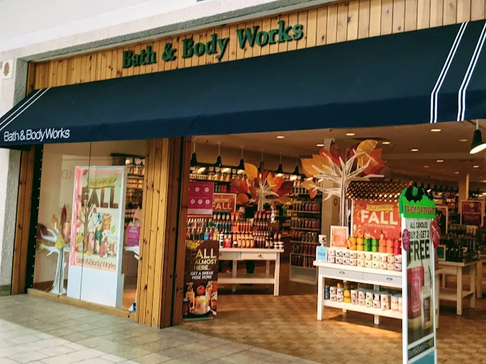 Bath & Body Works 1