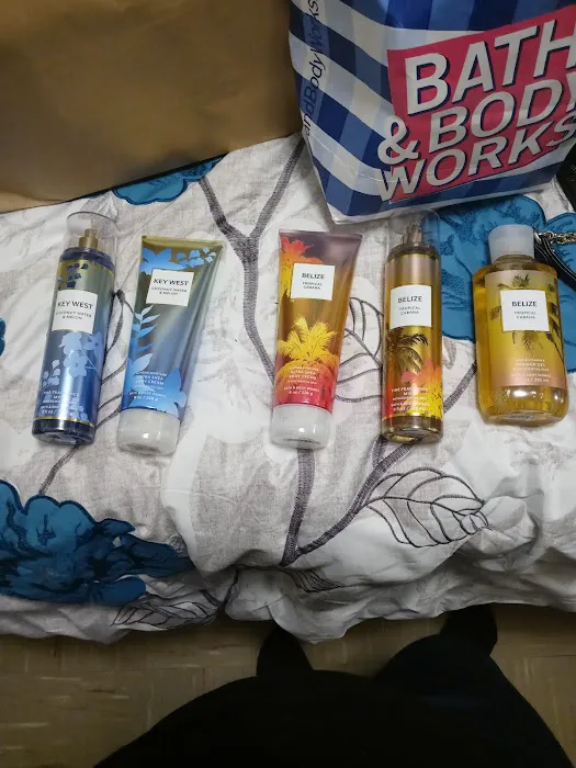 Bath & Body Works 2
