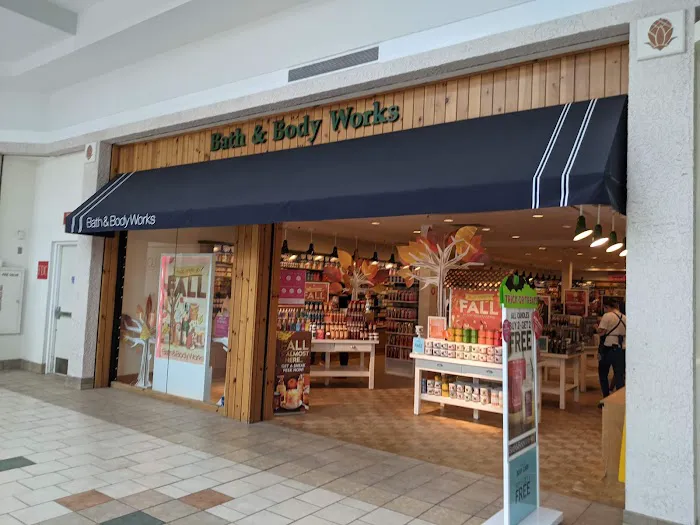 Bath & Body Works 4