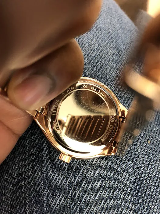 Michael Kors 8