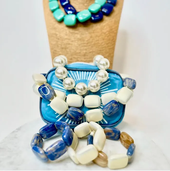 Hip Chics Boutique 4