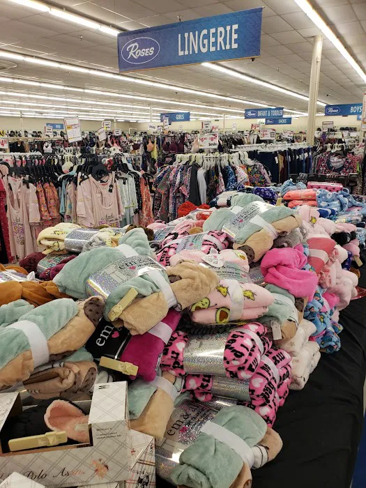 Roses Discount Store 6