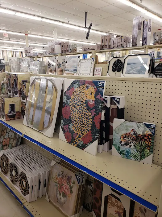 Roses Discount Store 8