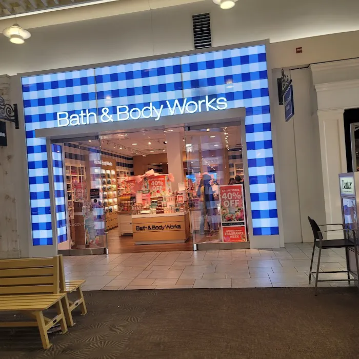Bath & Body Works 1