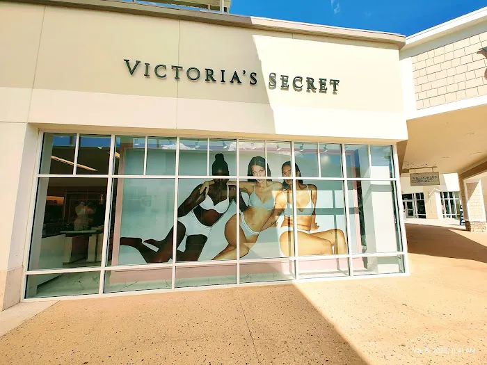 Victoria's Secret 0