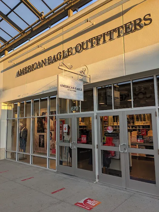 American Eagle Outlet 1