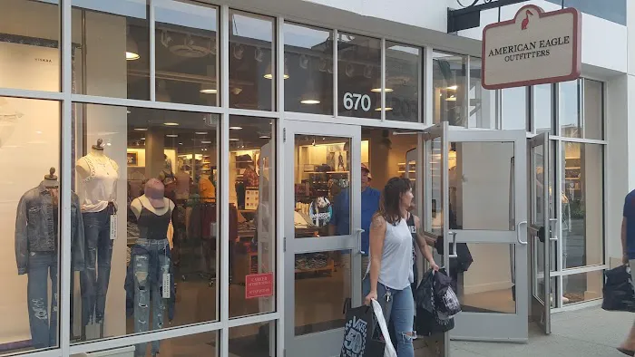 American Eagle Outlet 4