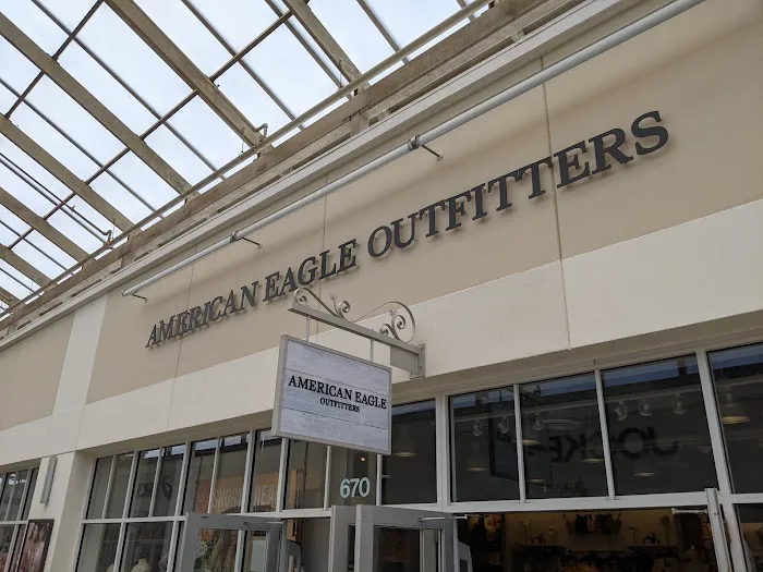 American Eagle Outlet 8