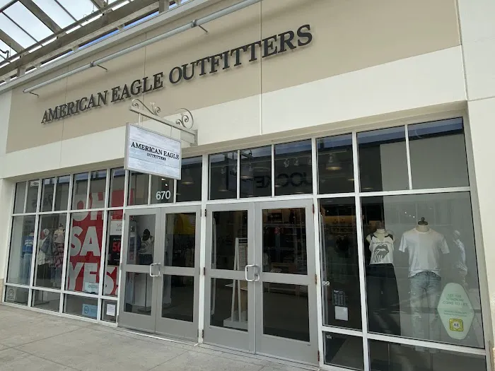 American Eagle Outlet 6