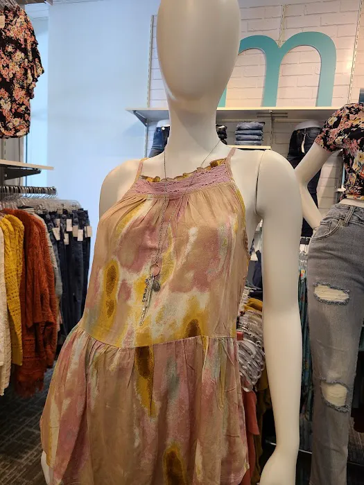 Maurices 1