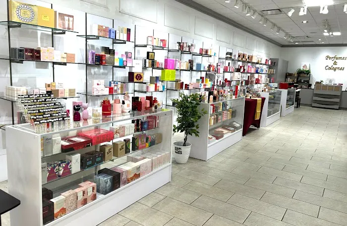 Perfumes and Colognes 0