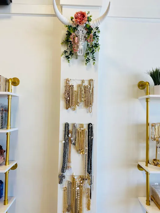 Alicia DiMichele Boutique 1