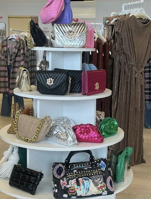 Alicia DiMichele Boutique 4