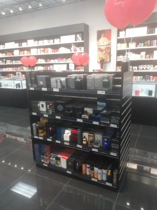 Perfumes 4U 3