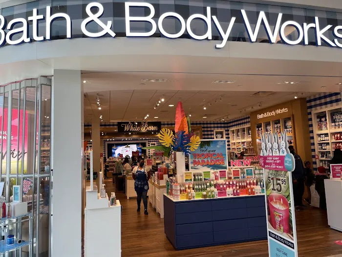 Bath & Body Works 4
