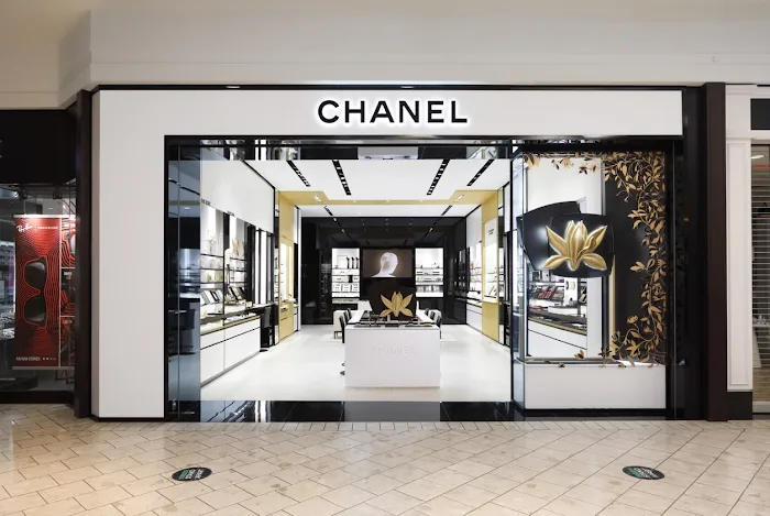 CHANEL FRAGRANCE AND BEAUTY BOUTIQUE 2