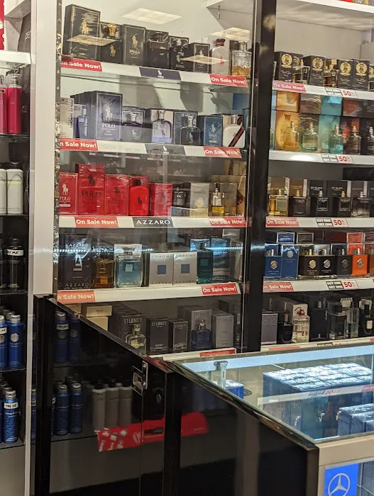 Perfumania 0
