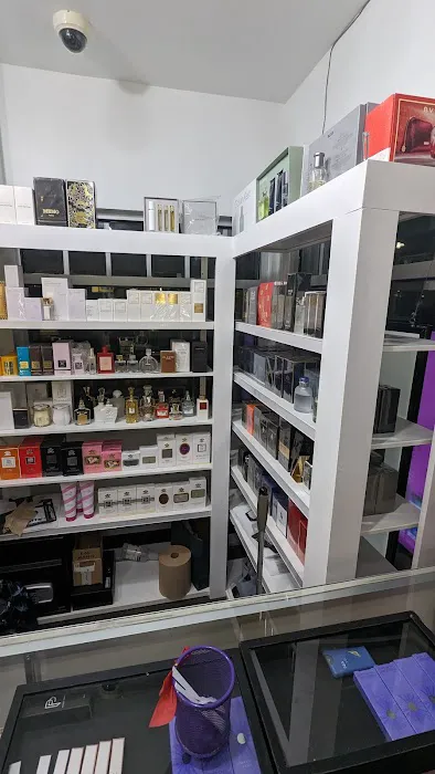 Perfuroma 4