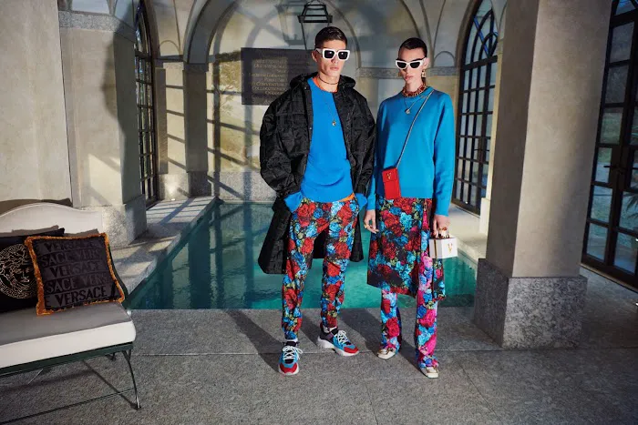 VERSACE 8