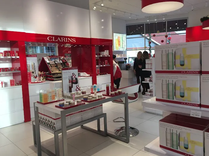 Clarins Factory Store 2