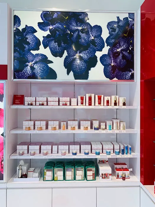 Clarins Factory Store 9
