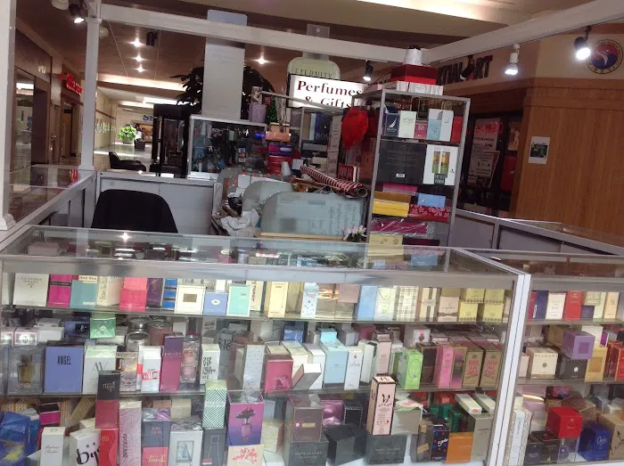 Perfumes & Gifts 3