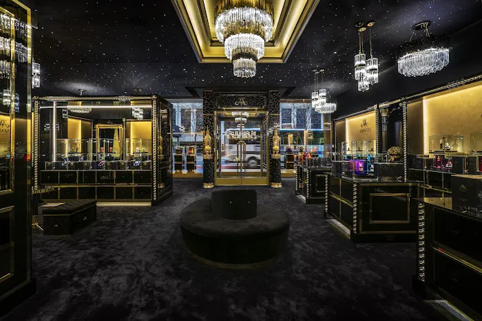 Amaffi Perfume House - New York Boutique 2