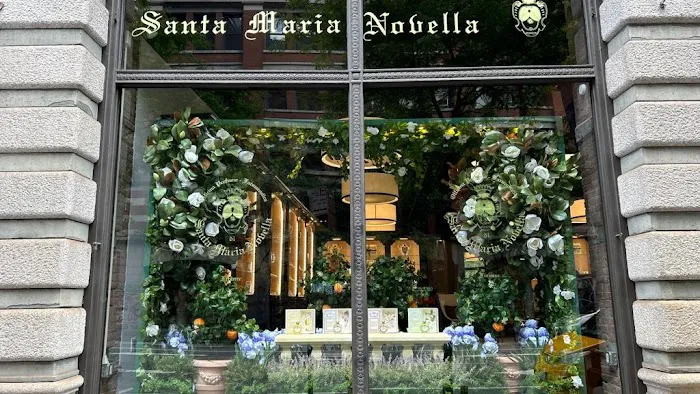 Officina Profumo-Farmaceutica di Santa Maria Novella 2