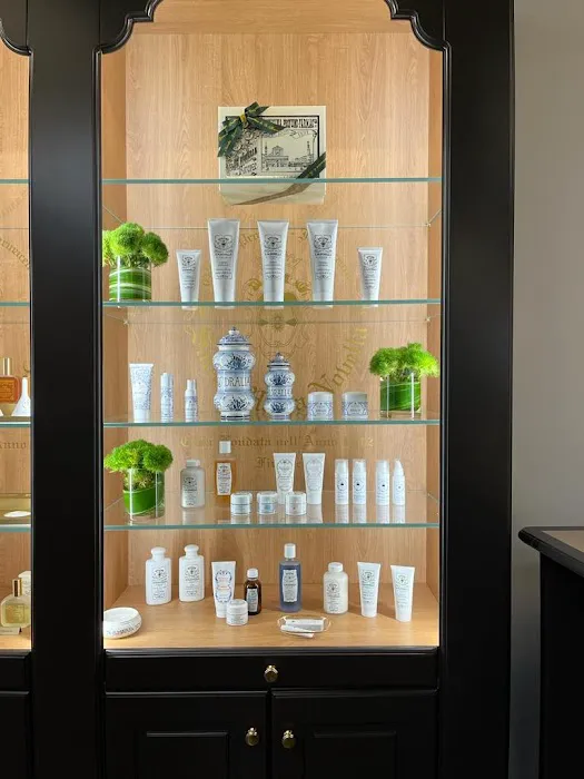 Officina Profumo-Farmaceutica di Santa Maria Novella 8