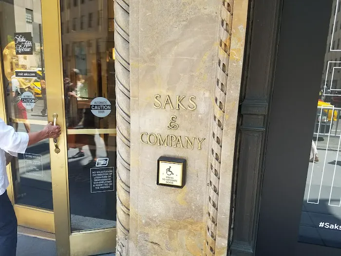 Jo Malone London in Saks Fifth Avenue 1