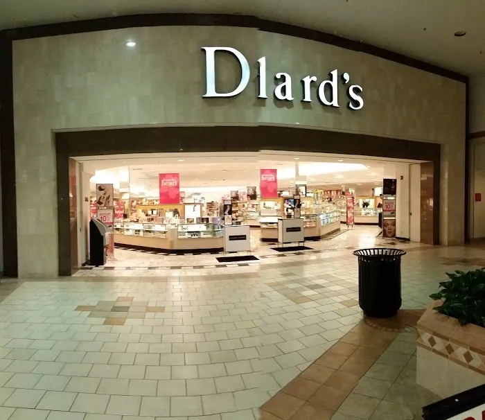Dillard's 7