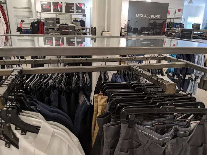 Saks OFF 5TH 0
