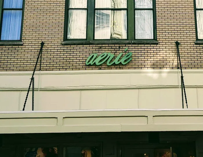 Aerie Store 3