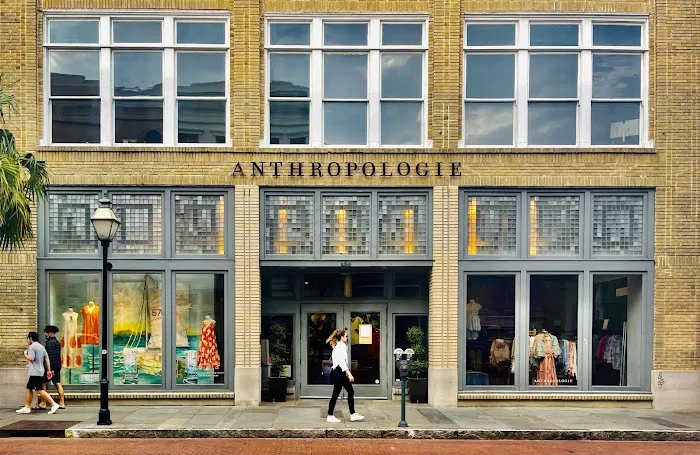 Anthropologie 0