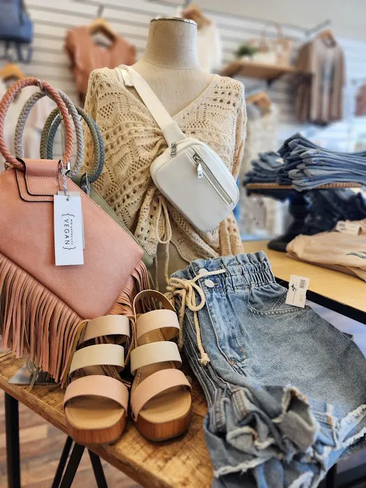 V's Type Boutique 0