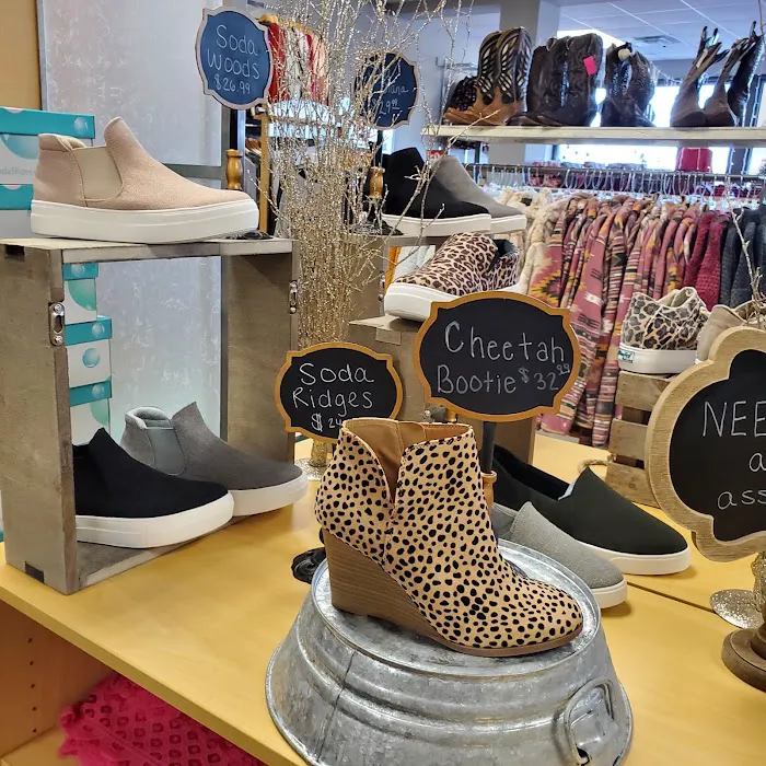 V's Type Boutique 5