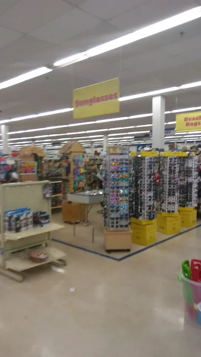 Roses Discount Store 9