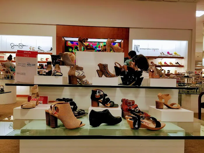 Macy's 9