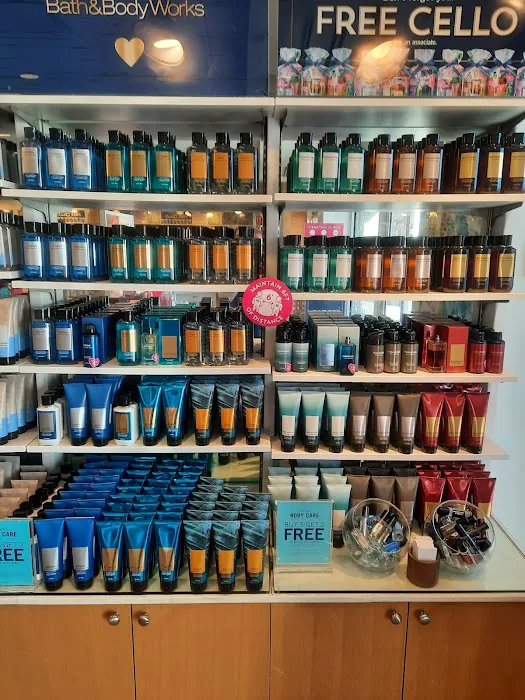 Bath & Body Works 2