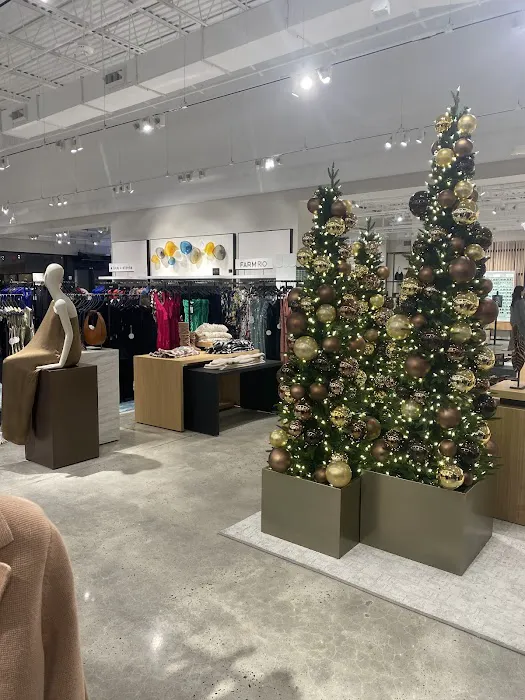 Bloomie's by Bloomingdales 0