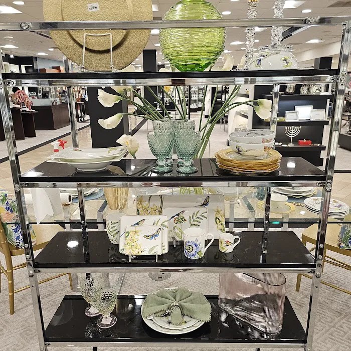 Bloomingdale's 2