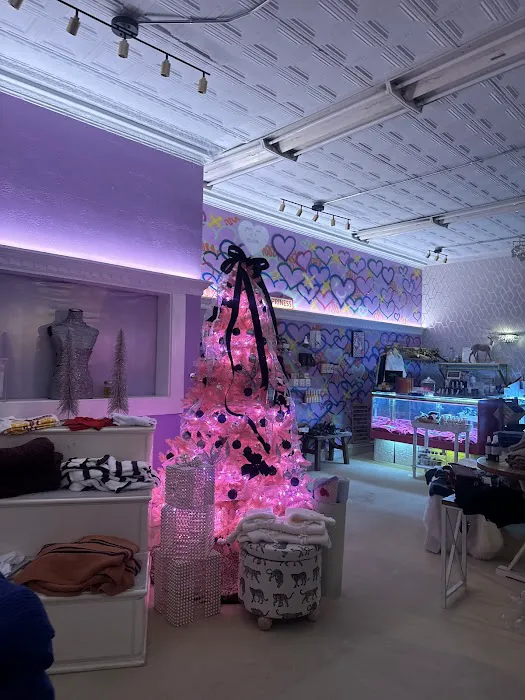 Manifest Boutique 4