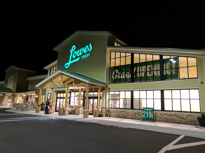 Lowes Foods of Southern Pines 0