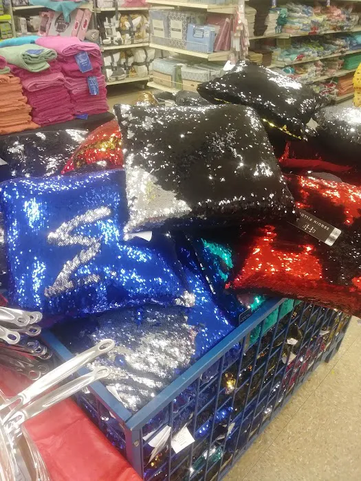 Roses Discount Store 2