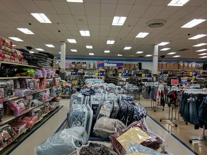 Roses Discount Store 7