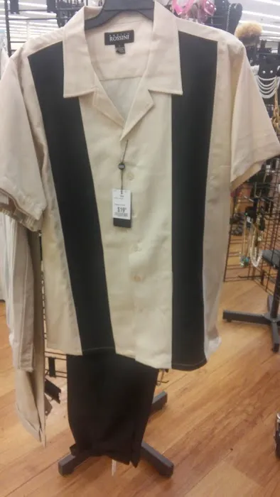 Roses Discount Store 9