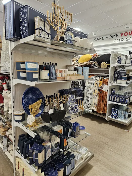 HomeGoods 9